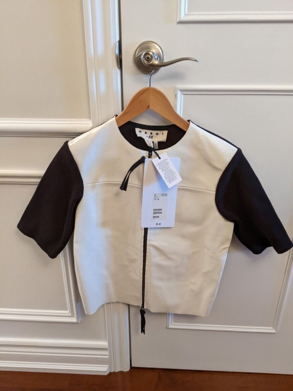 Marni by h&m white leather short sleeve top size 2